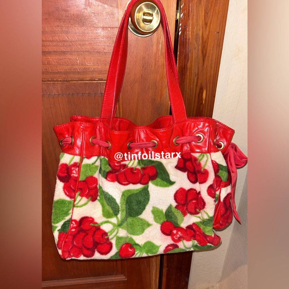 *SOLD* Vintage Juicy Couture red cherry daydreamer bag